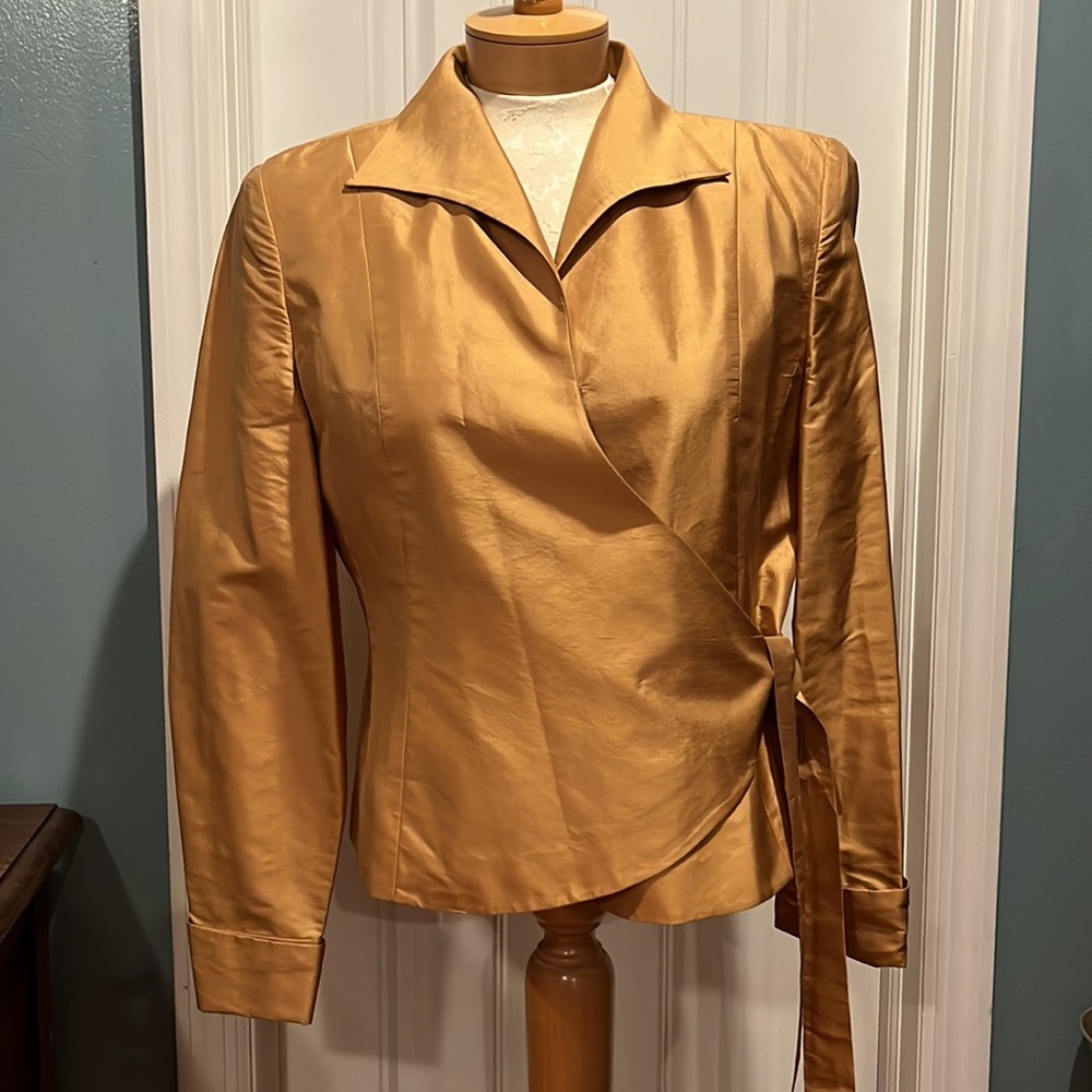 Kate Hill Mustard/Gold 100% silk vintage blouse classic wrap style.